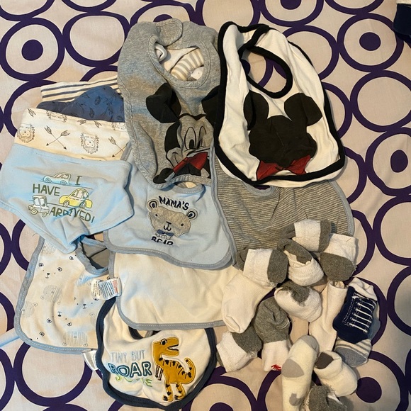 Baby boy clothes bundle 60+ pieces - Picture 4 of 4